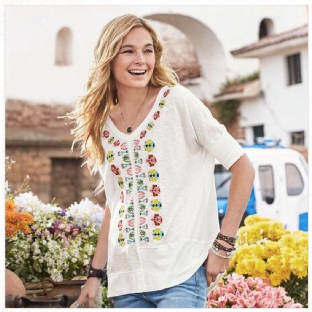 Sundance Embroidered White Top